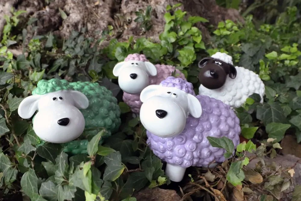 TP Gartenfiguren^Dekofigur Mini-Schaf Rosa